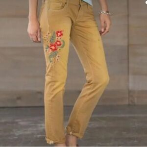 DRIFTWOOD NWOT Women's Straight Leg Jeans in Mustard with Floral Embroidery